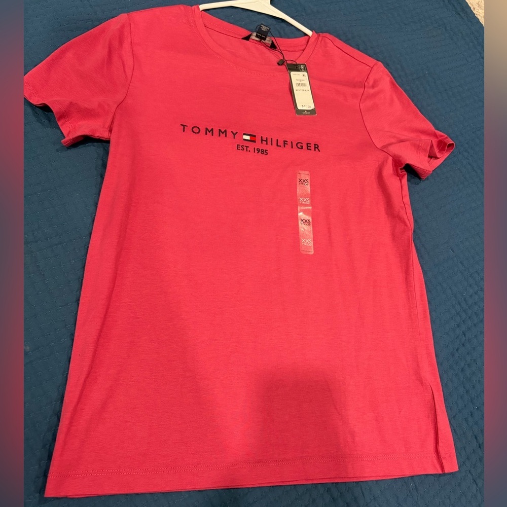 Tommy Hilfiger pink t-shirt, Size XXS